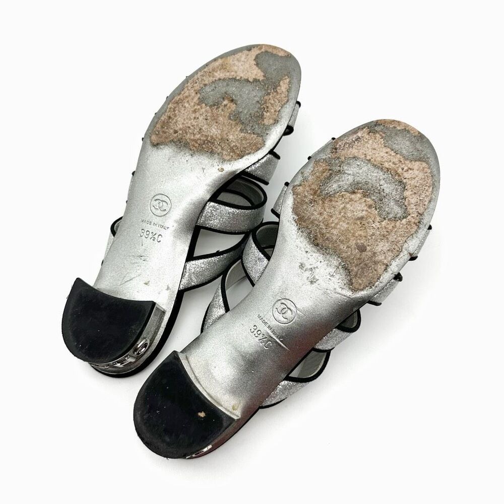 CHANEL 2018 Silver Glitter Black Leather Slide Heels Size 39.5 Strappy Mules - Picture 10 of 12